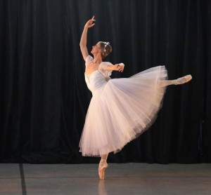 Shannon Glover in Les Sylphides