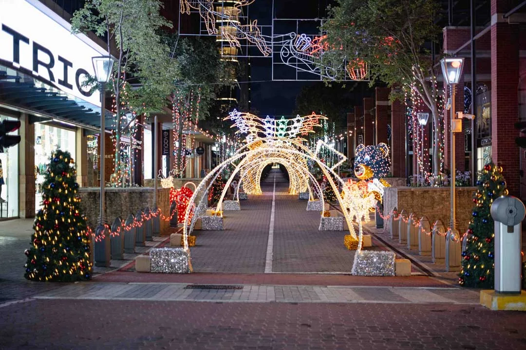 Melrose Arch Rings in Destination Christmas 2025