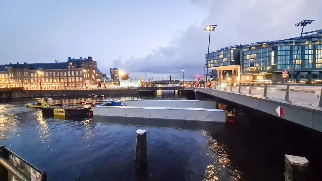 Amsterdam Central 24/7 National Geographic
