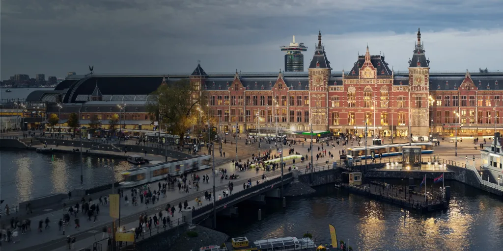 National Geographic Returns to Amsterdam Centraal in New Series Amsterdam Central 24/7 National Geographic