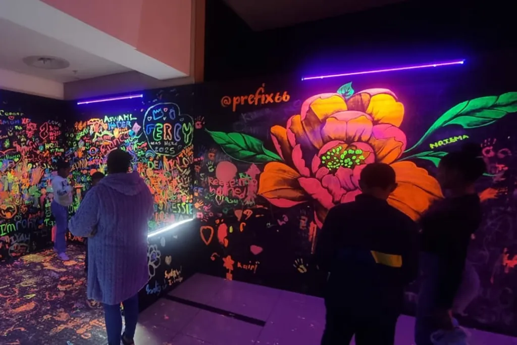 Glow Studio Create Illuminate Liberty Promenade